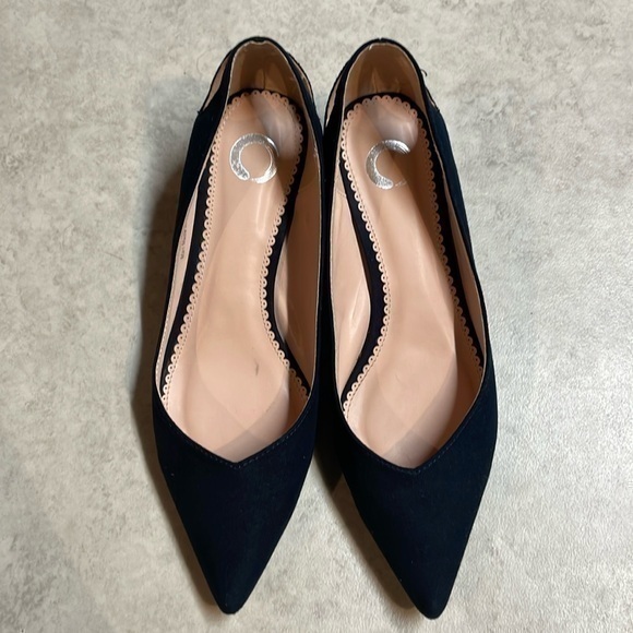 Journee Collection woman’s navy blue micro suede heels. Size 7.5. - Picture 1 of 11